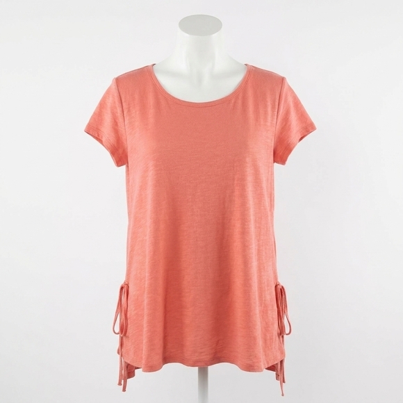 COCO + CARMEN Tops - NEW COCO + CARMEN lace up side tee in coral